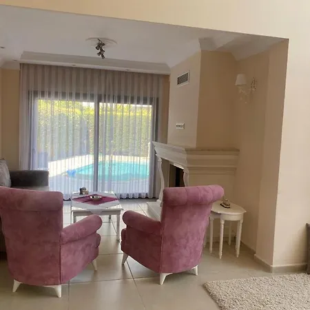 Villa Bodrum De Denize 250 M Lüx Havuzlu *