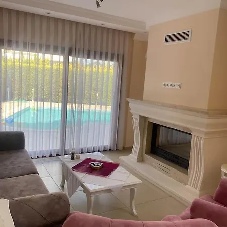Bodrum De Denize 250 M Lux Havuzlu * Turgutreis