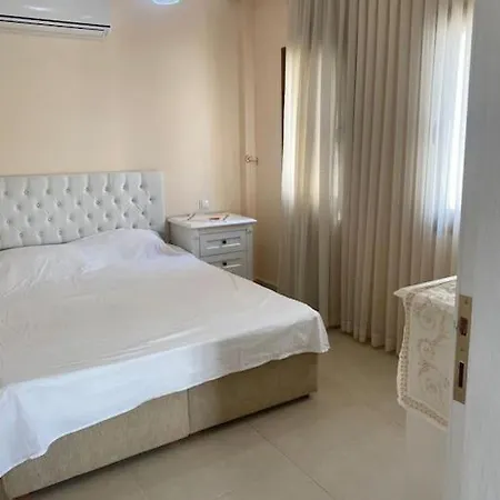 Villa Bodrum De Denize 250 M Lux Havuzlu *