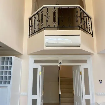 Bodrum De Denize 250 M Lux Havuzlu Turgutreis