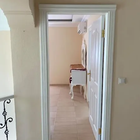 Bodrum De Denize 250 M Lux Havuzlu Villa